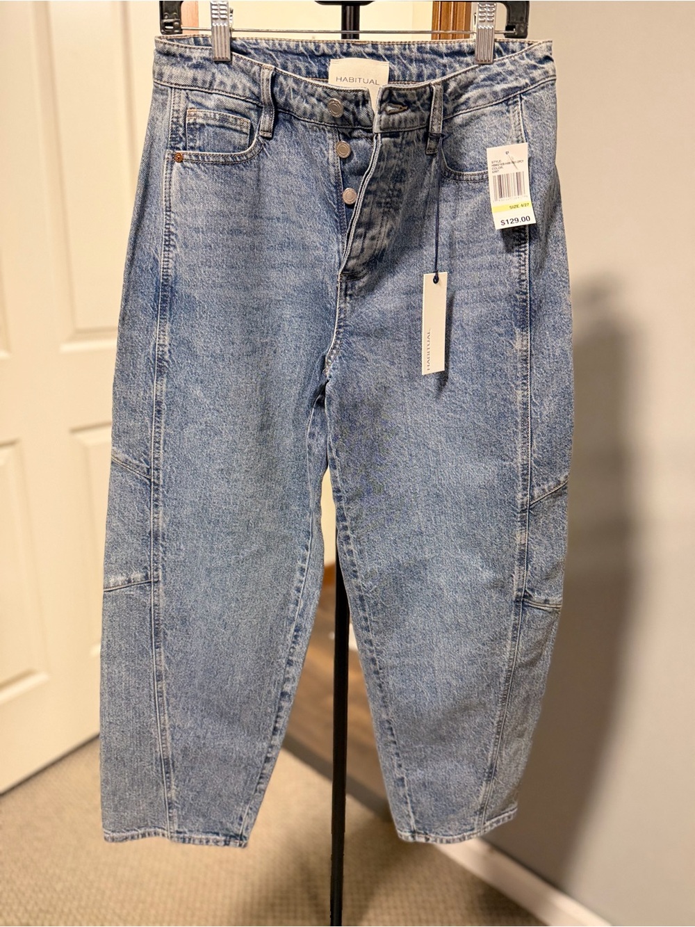 HABITUAL Brant High Rise Barrel Crop Jeans 4/27 NWT
